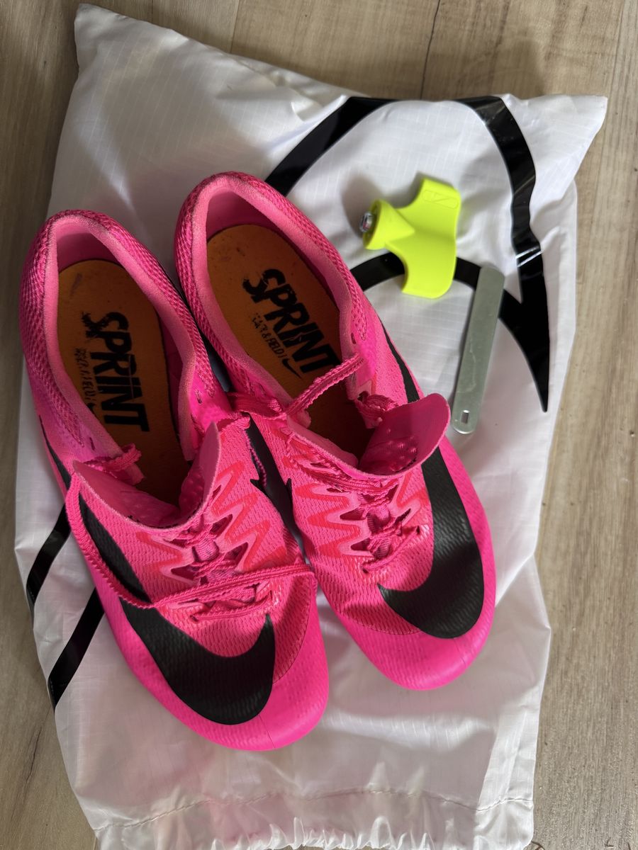 Women’s Nike Track&Field Sprint Cleats sz 8