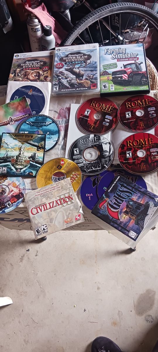 Computer games lot