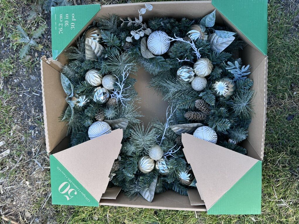 Pre-lit Led Wreath