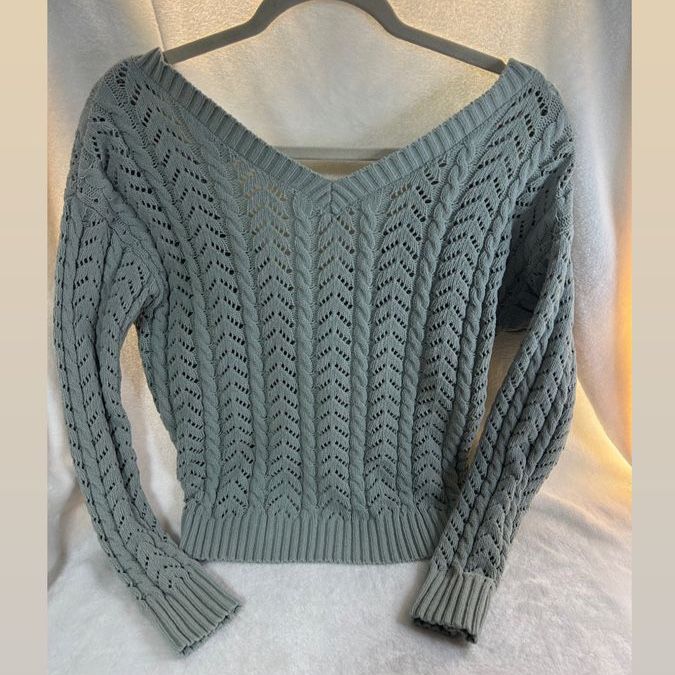Knit sweater