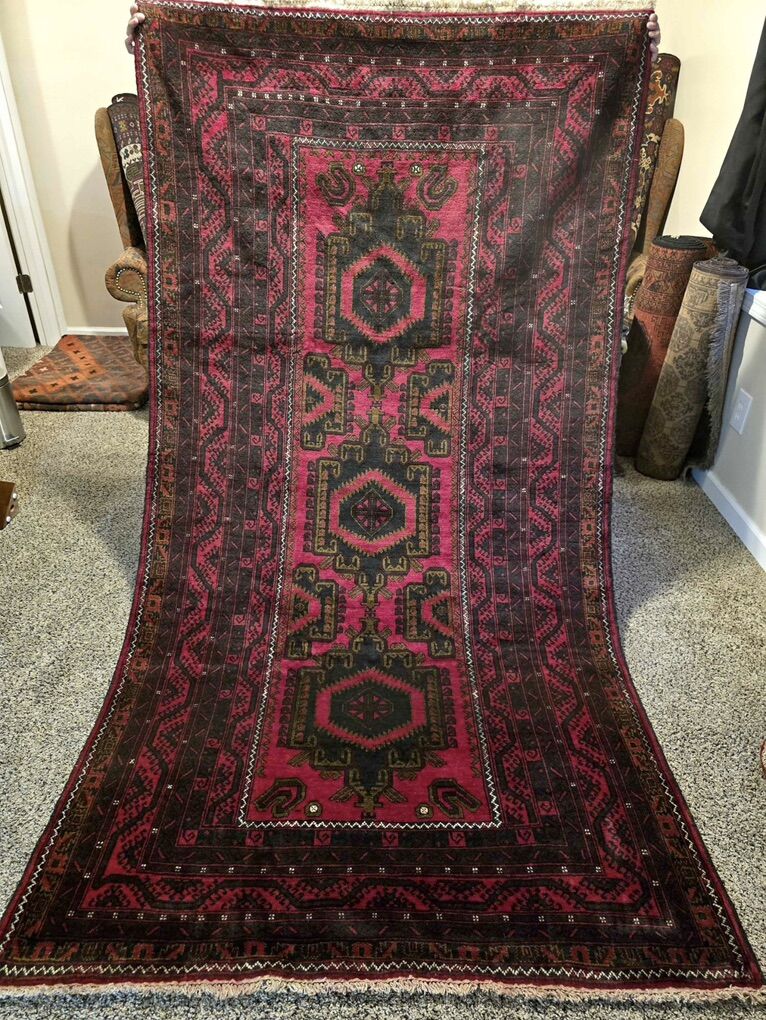 ~8x4 Hand-Knotted Wool Rug