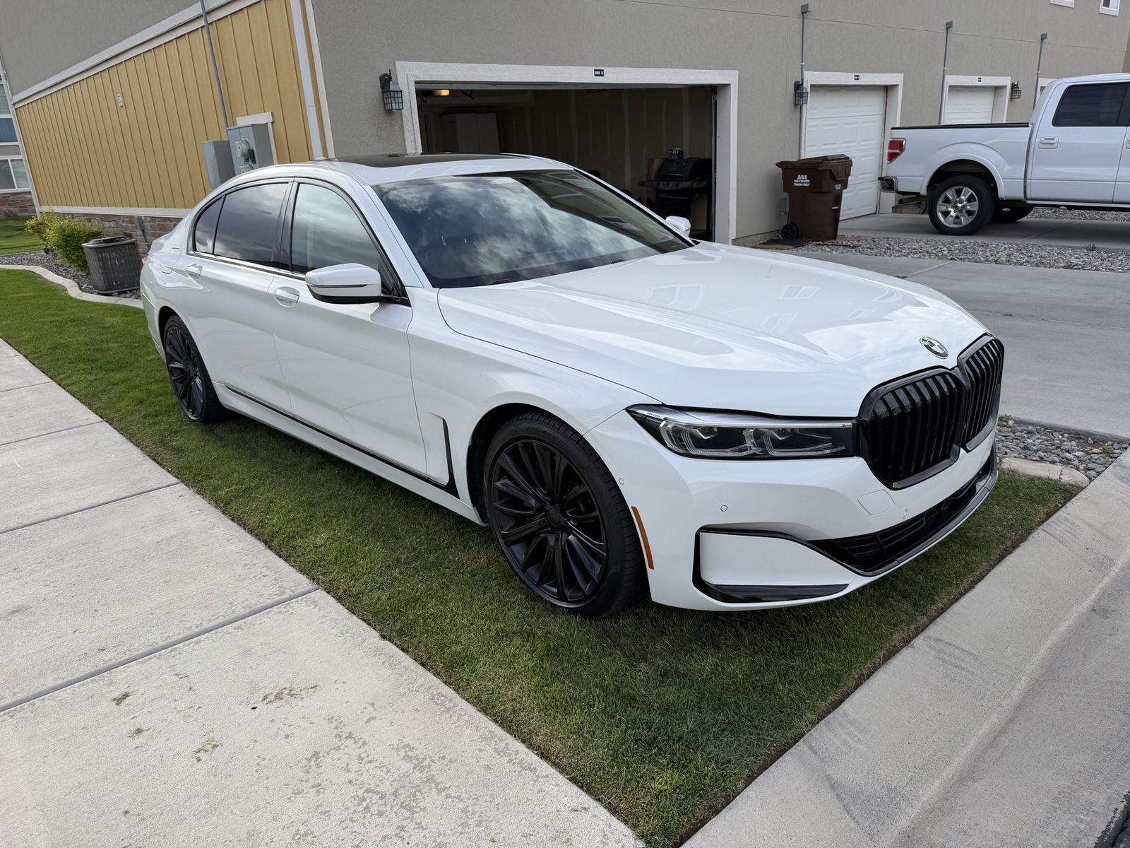 2022 BMW 7 Series 750i xDrive