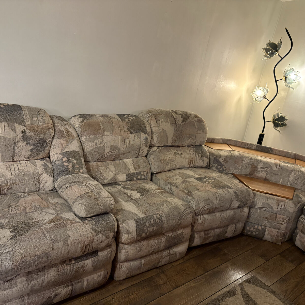 Sectional Couch With Storage