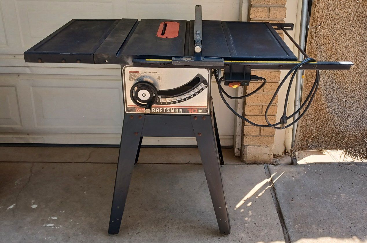 Craftsman 10" Table Saw