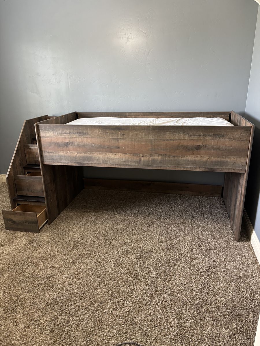 Twin Bed - Elevated with in Step Storage - With Pirate Hideout