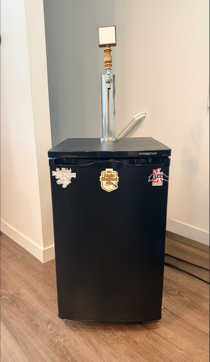 Edgestar single tap kegerator