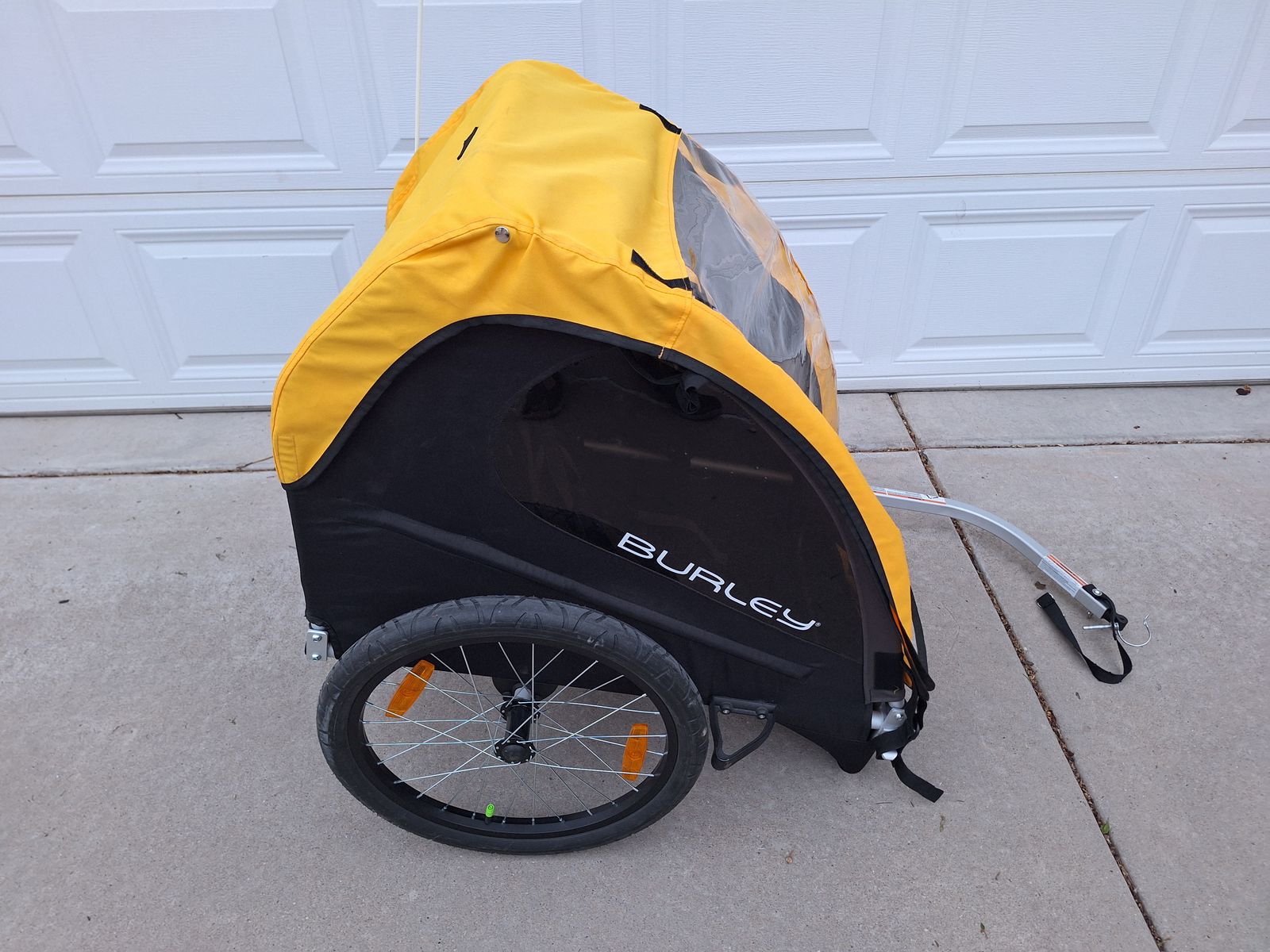Burley Bee Kid Bike Trailer