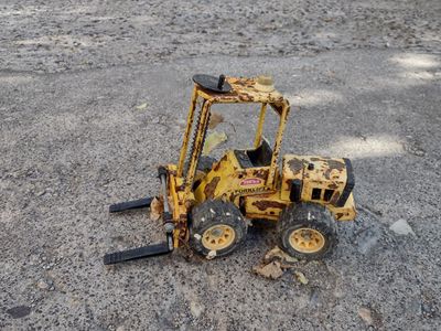 Classic Toy Tonka Forklift