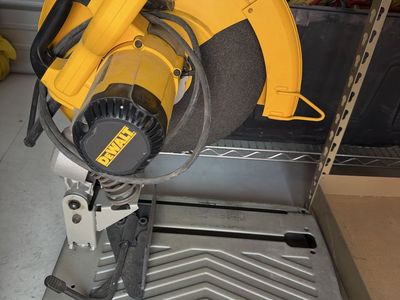 DEWALT D28715 14” Metal Chop Saw – Excellent Condition