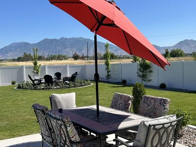 Crank and tilt round patio umbrella