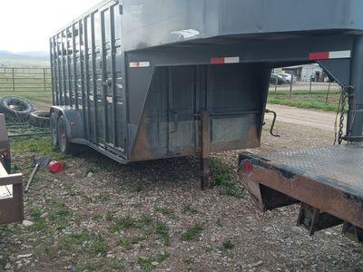 2000 Titan Horse Trailer