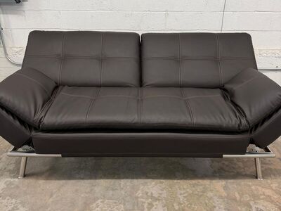 LIKE NEW!! COSTCO ADJUSTABLE VERONA RELAX-A-LOUNGER EURO LOUNGER!!