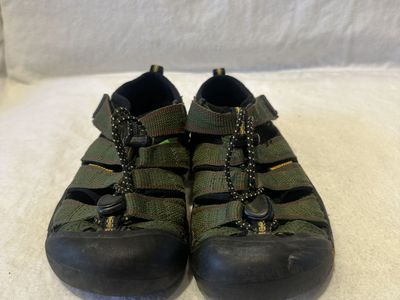 Keen Toddler Size 13 Green Wtrprf Hiking Sandals