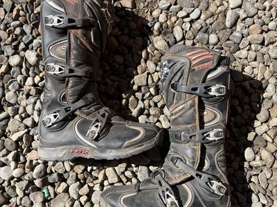 Size 10 Motorcycle Boots