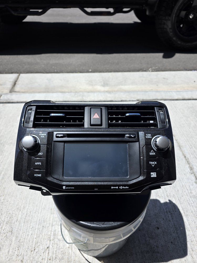 4runner OEM head unit