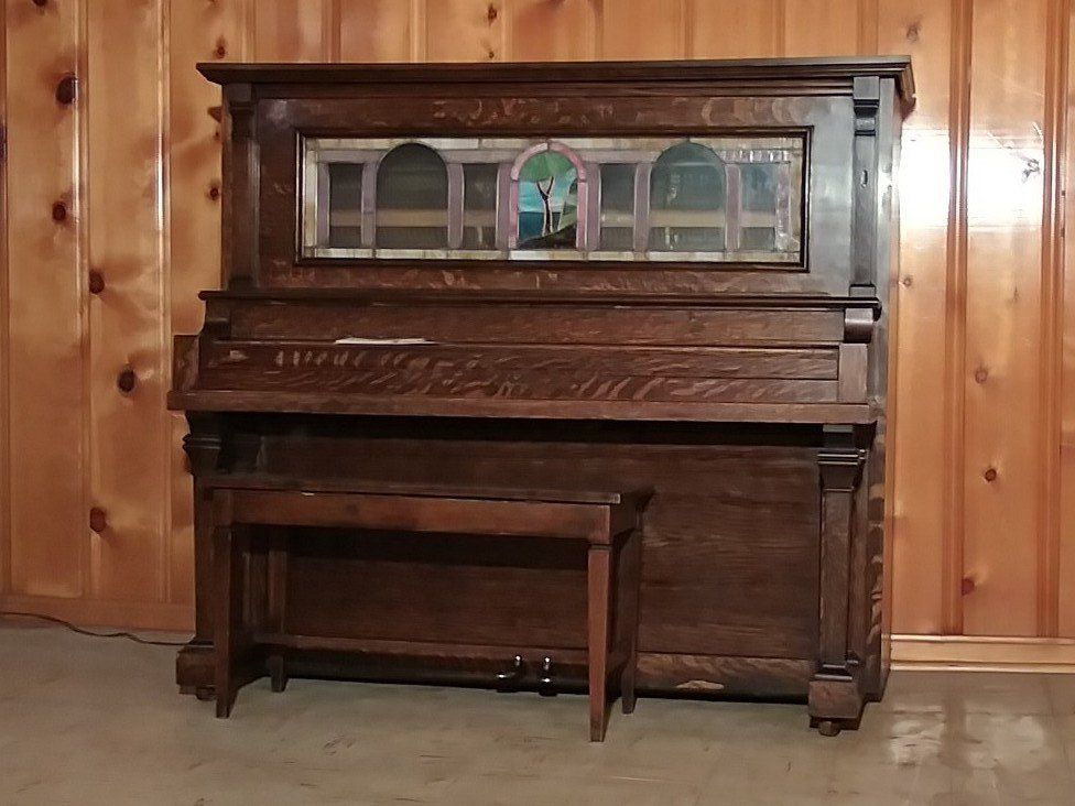 Main image 9