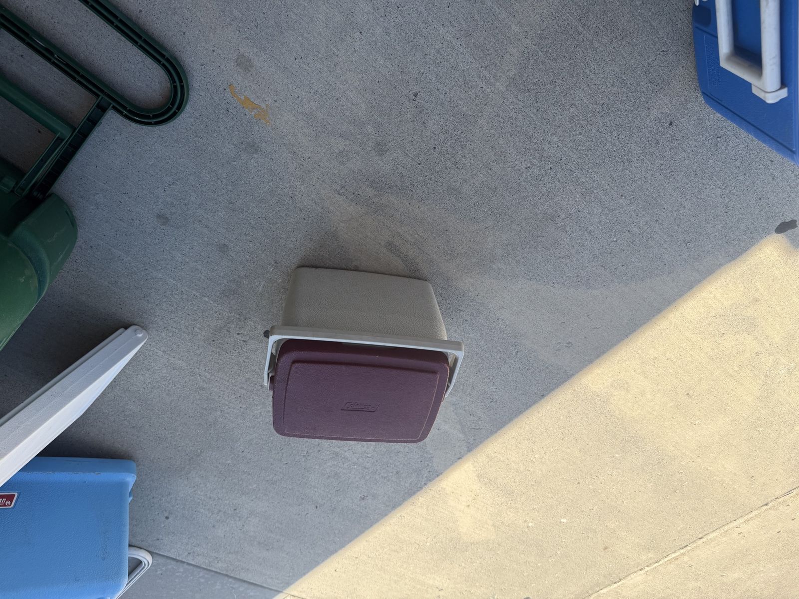 Vintage Coleman Personal Cooler Maroon and Tan Small Ice Chest