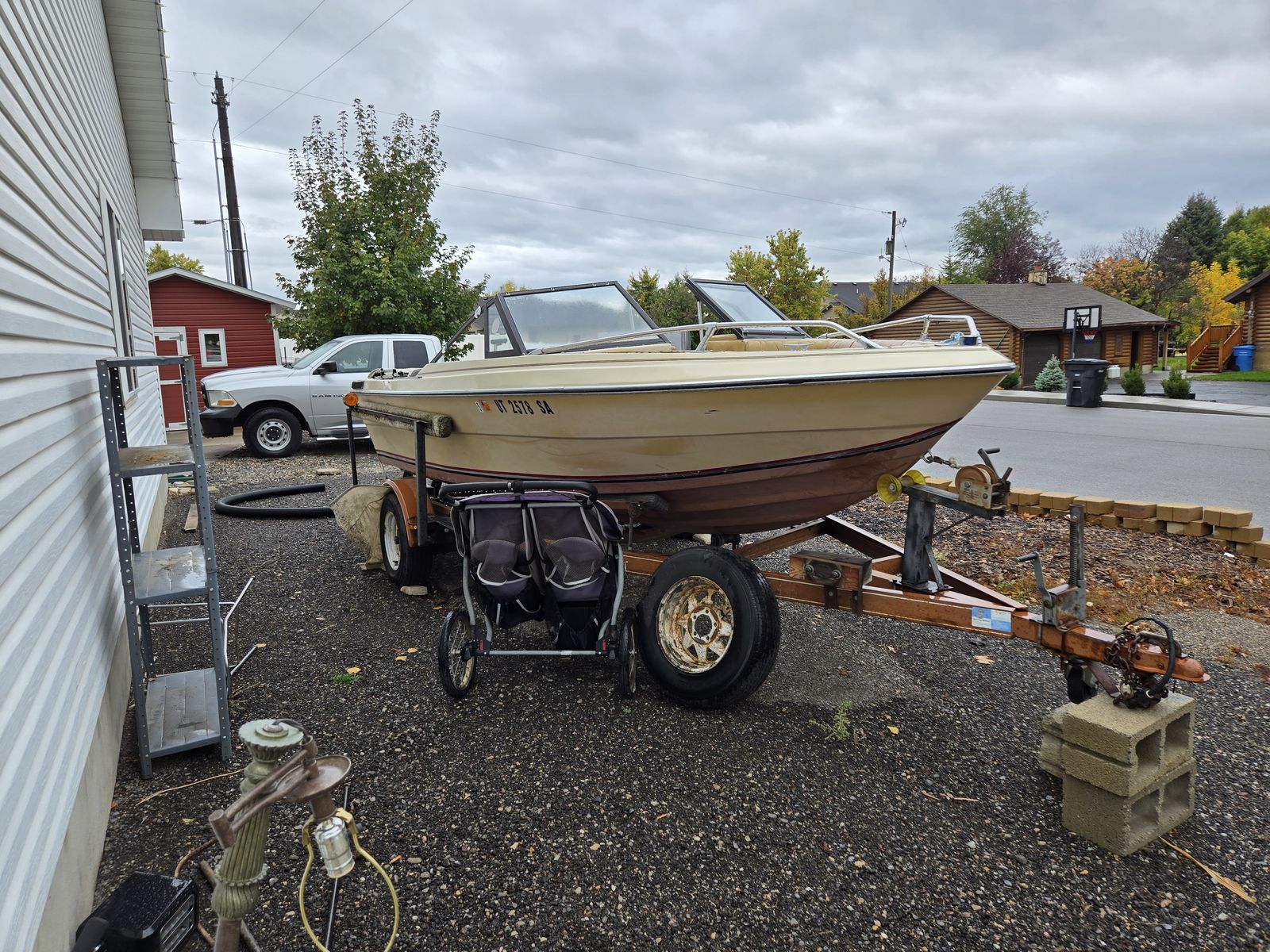 Inboard/ Outboard dual purpose boat