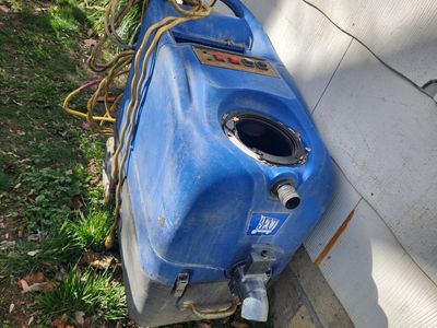extractor shampooer for parts or repair