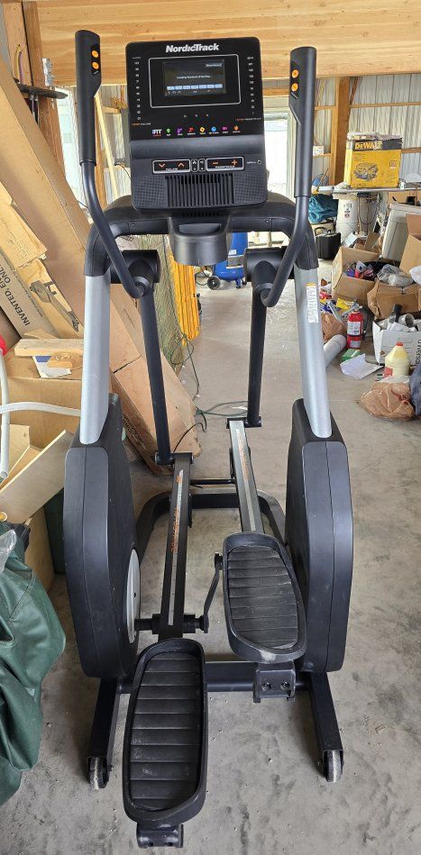 NordicTrack FreeStride Trainer FS9i 3-in-1 hybrid