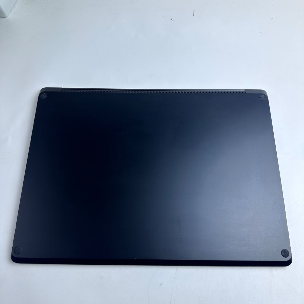 Main image 10