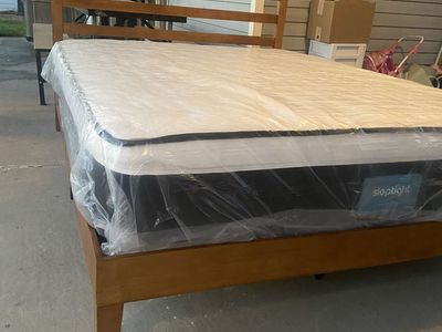 Queen size Bed