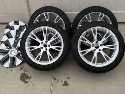 Tesla Model Y 19 Gemini Wheels TIres 255/45r19