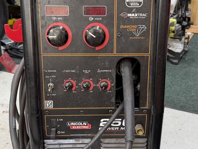 Lincoln 256 MiG Welder