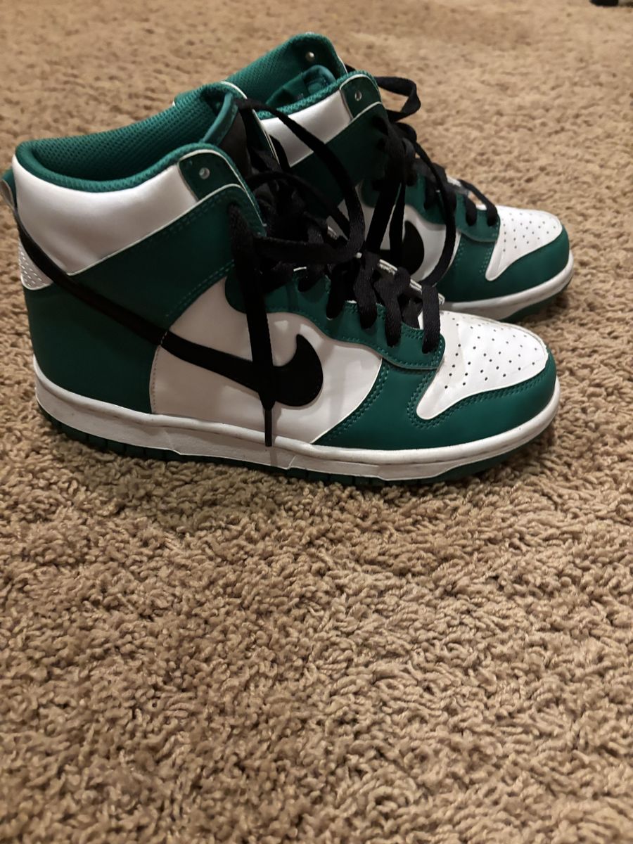 Nike Dunk High, Celtics Green Size 7