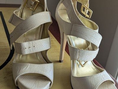 Michael Antonio Women's Beige Peep Toe Strappy Heels Size 8