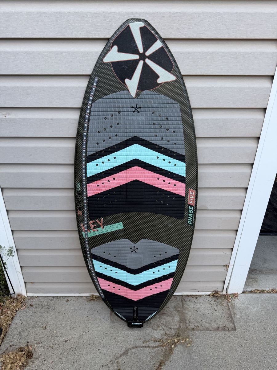 Phase 5 Key 52”Wakesurf Board