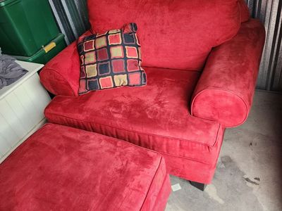 Red Lounge Chair With Ottoman