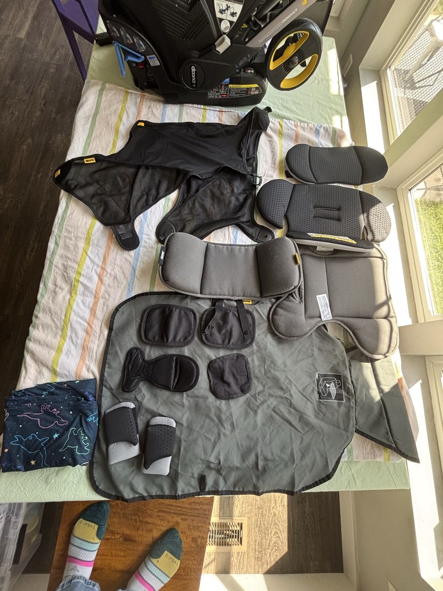 Black Doona Car Seat/Stroller