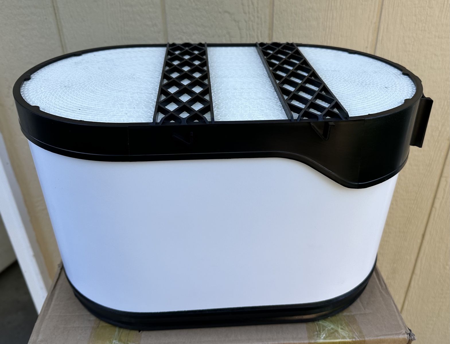 Engine Air Filter for Kenworth Trucks Replaces Fleetguard AF27688