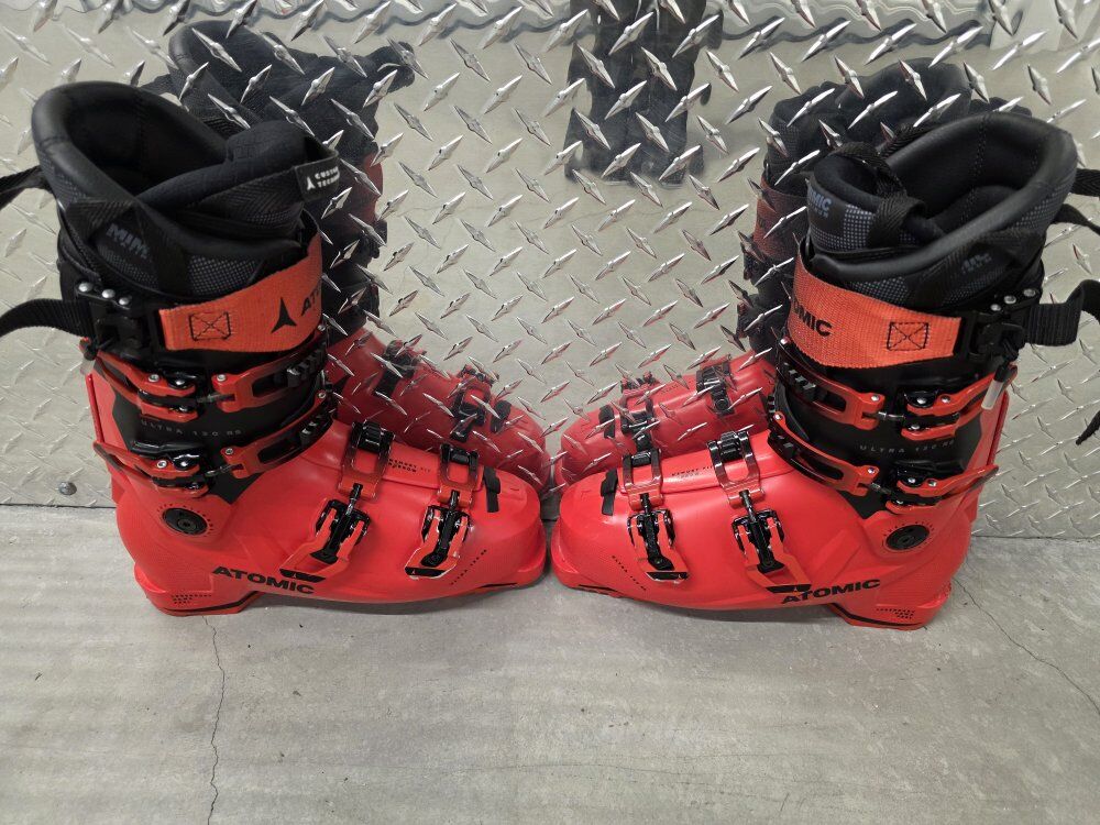 Atomic Hawx 130 RS 27.5 310mm
27.5
310mm