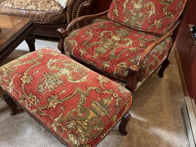Sherrill Furniture Longe Chair + Ottoman