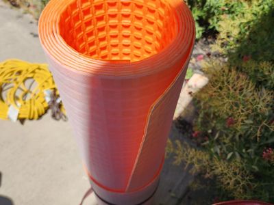 Schluter Ditra Heat Mat DHE 120 V DHE HK 12015 120V 15.3 sq ft Orange Floor Heating Cable