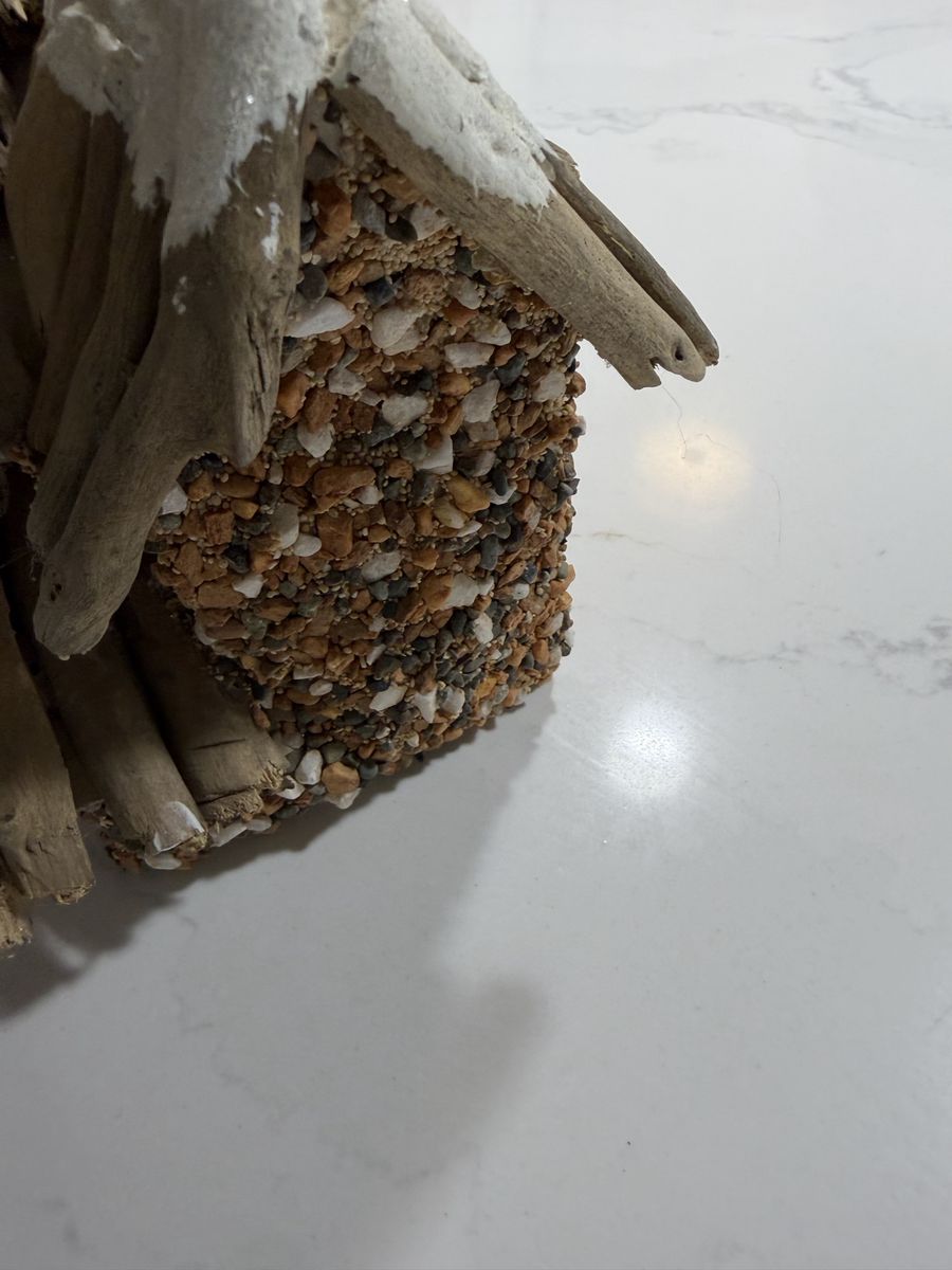 Main image 4