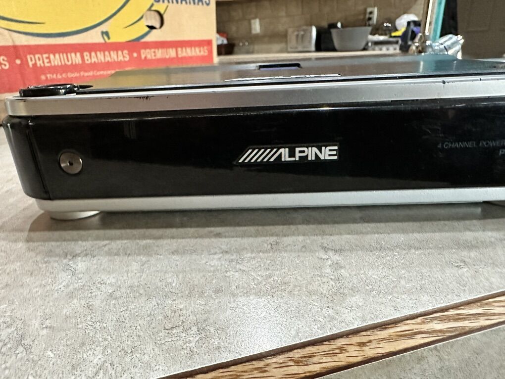 Alpine 4 channel amp