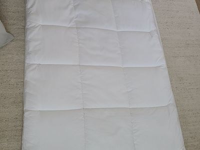 Twin size mattress pillow top fitted pad