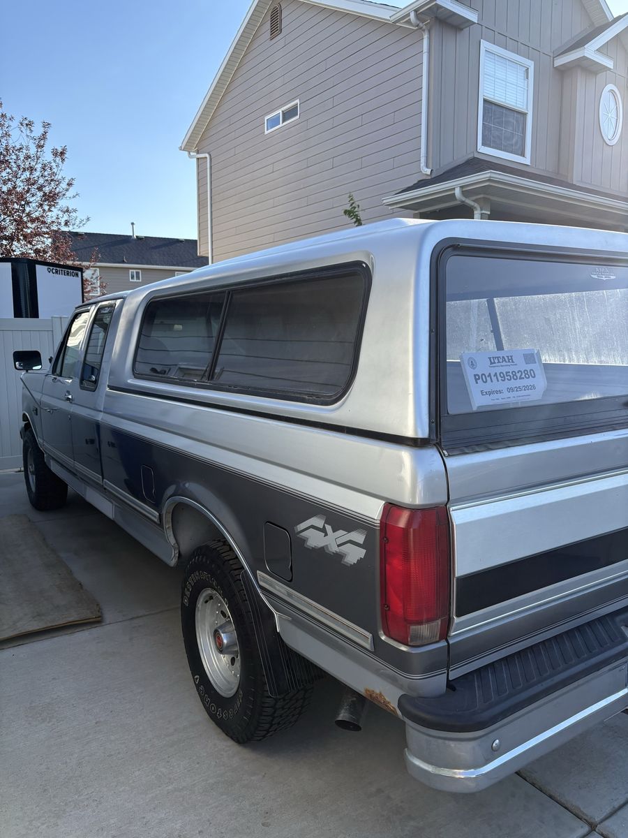 Ford 8’ bed truck shell