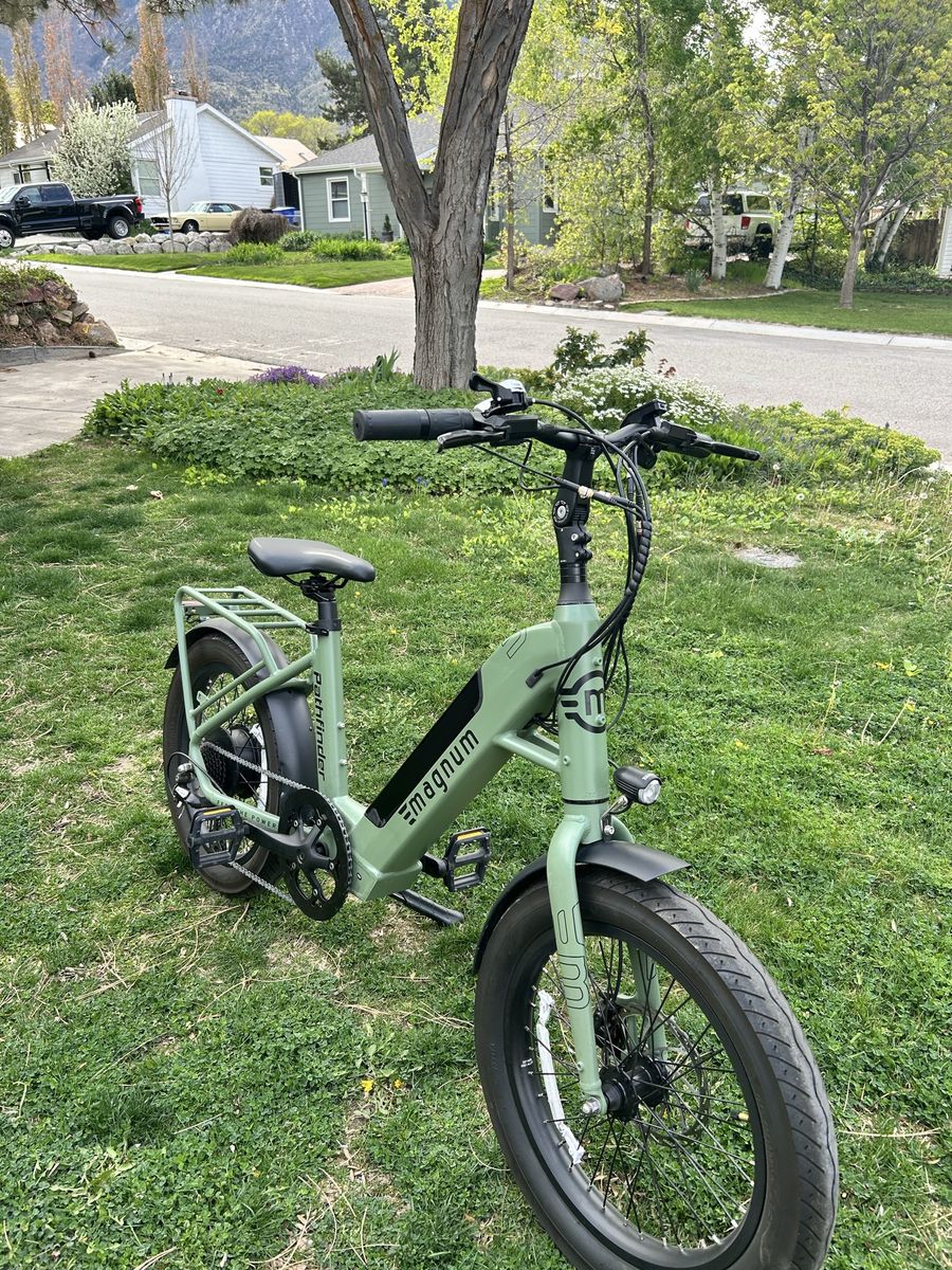Magnum Pathfinder 500 eBike-Excellent Condition