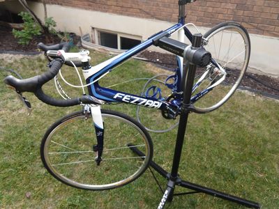Fezzari Fore CR1 Carbon Road Bike