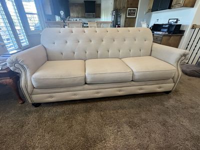 Tufted Linen 3-Cushion Sofa with Rolled Arms and Nailhead Trim