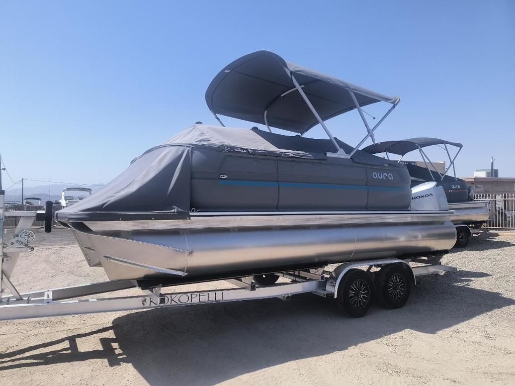 2025 Avalon Aura 2185 Quad Lounger Triple Tube