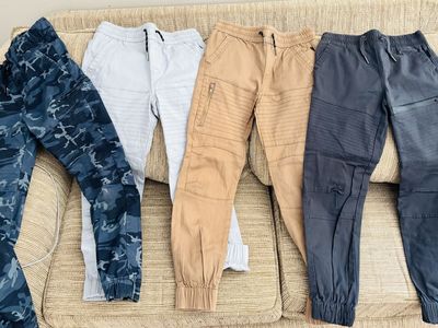 10 Boys pants & Jeans, size 12