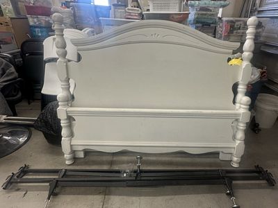White Wooden Queen Size Headboard and Footboard with Metal Bed Frame - Classic Design