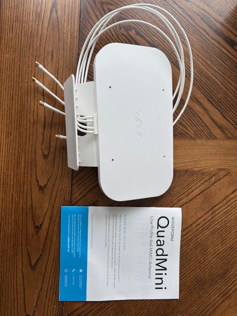 Waveform QuadMini: Low-Profile Omni 4x4 MIMO Antenna