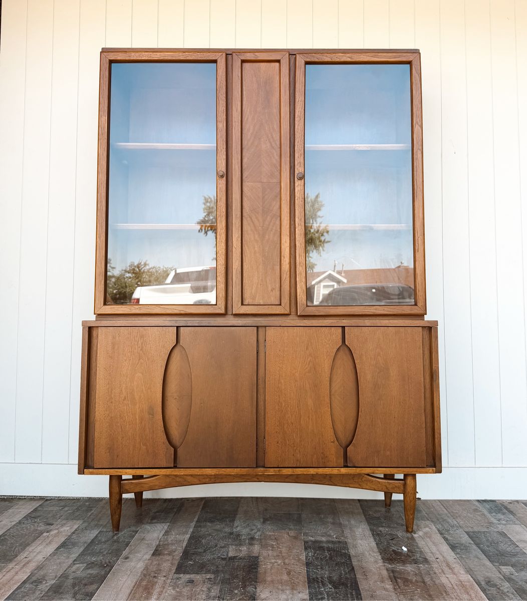 Stunning Garrison MCM Hutch *Free Delivery*
