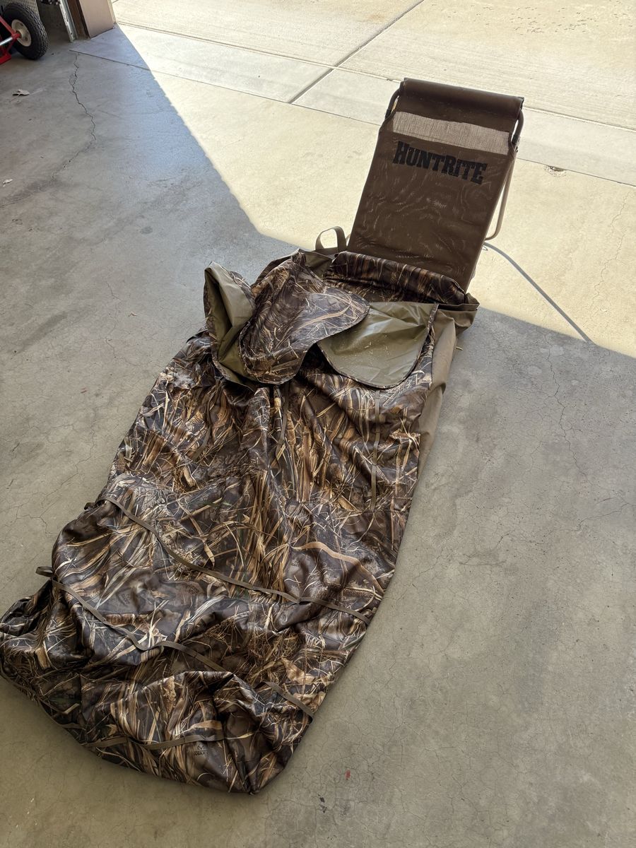 Hunting Waterfowl Layout Blind